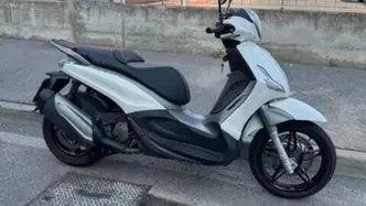 Piaggio Beverly 350 SportTouring ie ABS (2011 - 17)