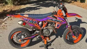 KTM 450 SX-F (2022)  (2)