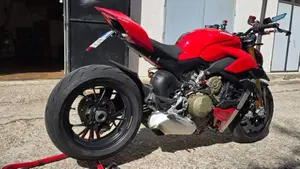 Ducati Streetfighter V4 S (2023 - 24)  (4)