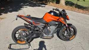 KTM 790 Duke L (2023 - 24)  (2)