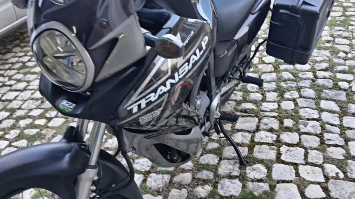 Honda Transalp XL 700 V (2007 - 13)  (4)