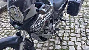 Honda Transalp XL 700 V (2007 - 13)  (4)