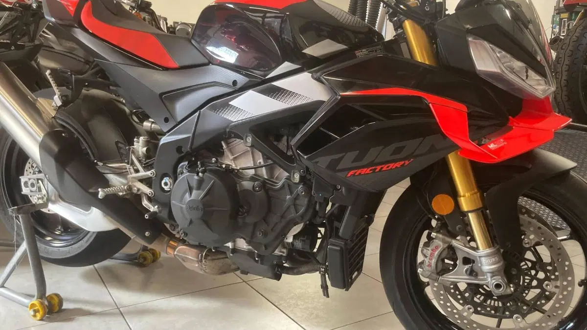 Aprilia Tuono V4 Factory (2025 - 26)  (5)