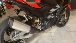 Aprilia Tuono V4 Factory (2025 - 26)  (8)