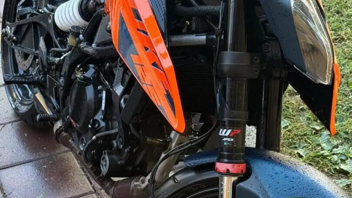 KTM 125 Duke (2024 - 25)  (2)