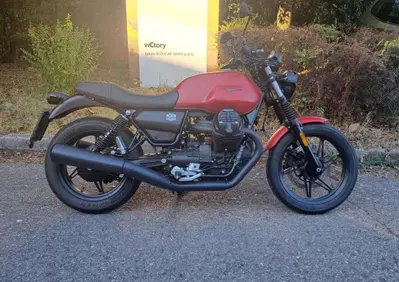 Moto Guzzi V7 Stone (2021 - 24) - Annuncio 10120375