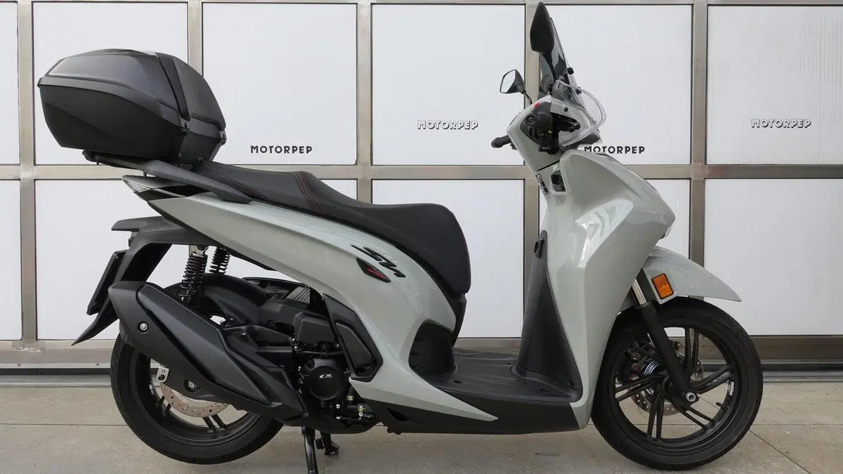 Honda SH 350i Sport (2025 - 26)  (2)