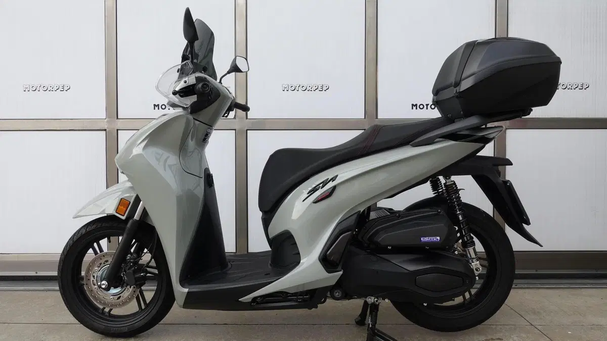 Honda SH 350i Sport (2025 - 26)  (3)