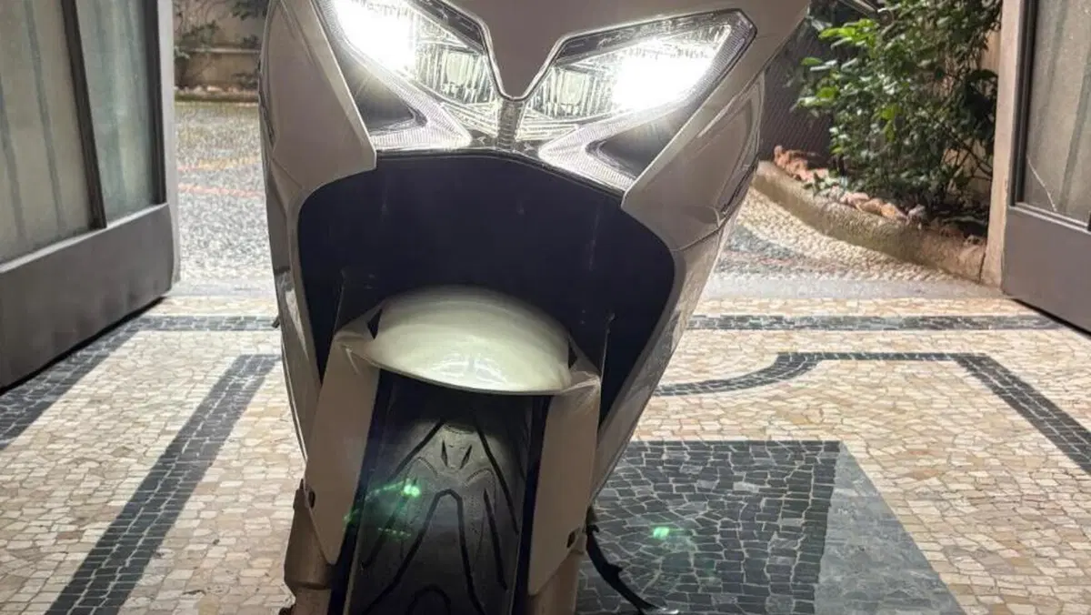 Honda VFR 800 F (2014 - 16)  (13)