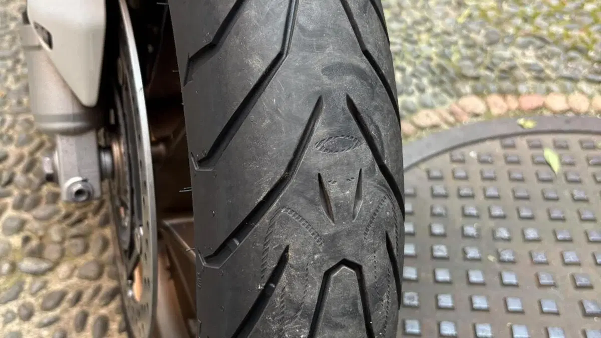 Honda VFR 800 F (2014 - 16)  (18)