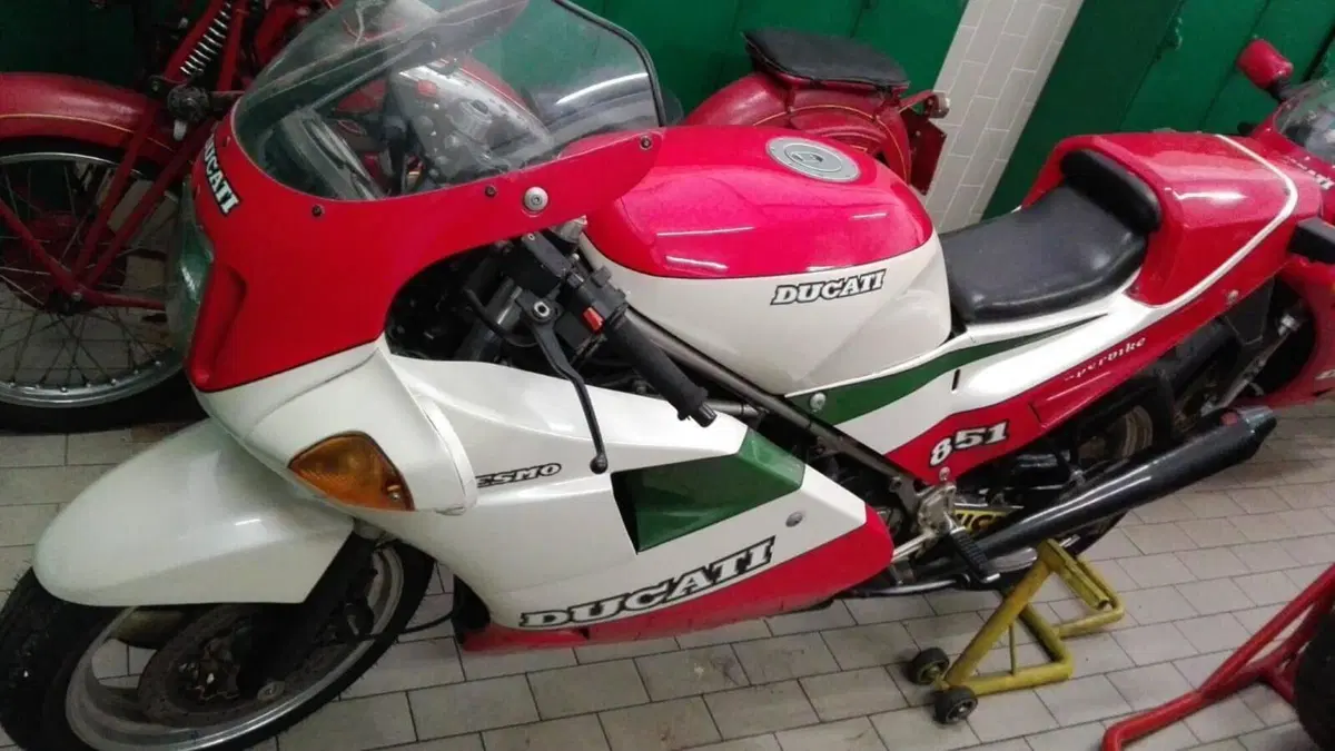 Ducati   (2)