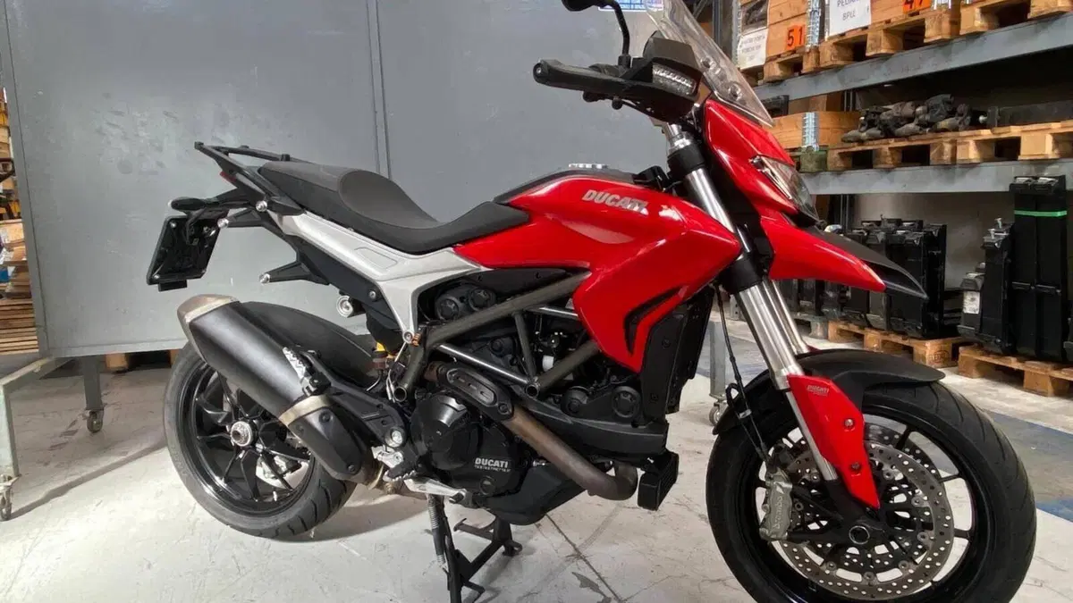 Ducati Hyperstrada 939 (2016 - 18)  (10)