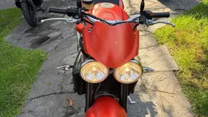 Triumph Street Triple R (2009 - 12)  (3)