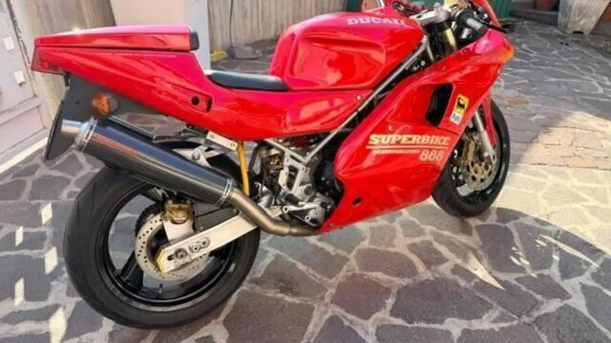 Ducati 888 Biposto (1992 - 94)  (2)