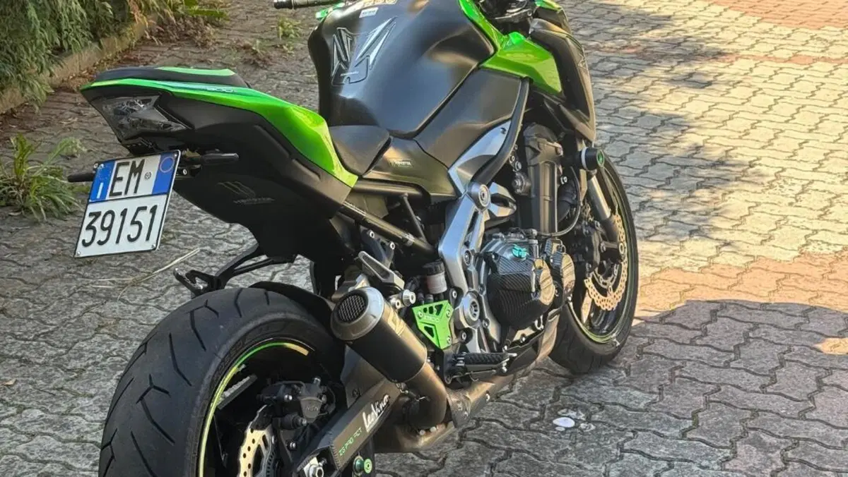 Kawasaki Z 900 (2017 - 18) 