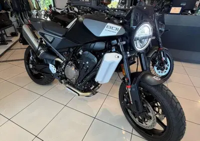 Husqvarna Svartpilen 801 L (2025 - 26) - Annuncio 10121401