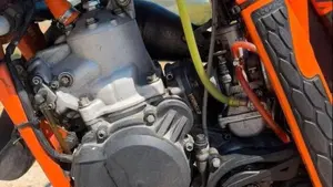KTM 125 SX (2015)  (4)