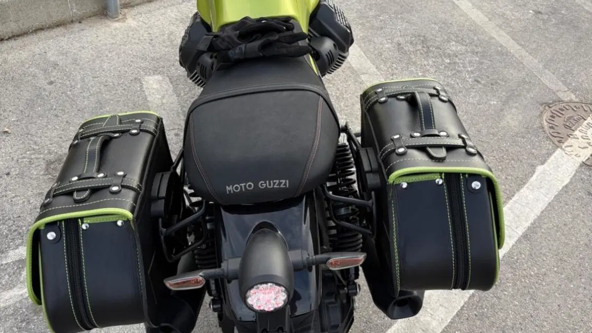 Moto Guzzi V7 Sport (2025 - 26)  (3)