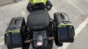 Moto Guzzi V7 Sport (2025 - 26)  (3)
