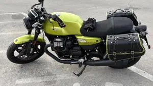 Moto Guzzi V7 Sport (2025 - 26)  (4)
