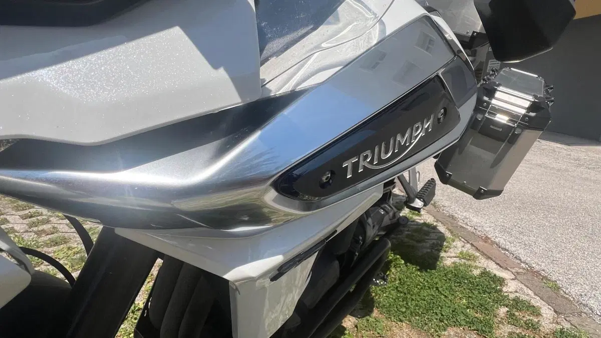Triumph Tiger 1200 XCa (2018 - 20)  (4)
