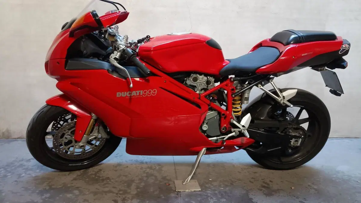 Ducati 999 (2005 - 06)  (2)