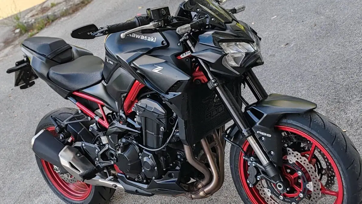 Kawasaki Z 900 (2021 - 24)  (8)
