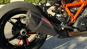 KTM 1290 Super Duke R (2021 - 23)  (4)