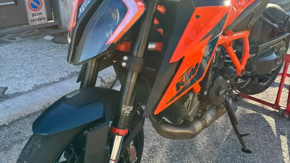 KTM 1290 Super Duke R (2021 - 23)  (5)