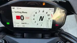 Ducati Monster 937 + (2021 - 25)  (12)