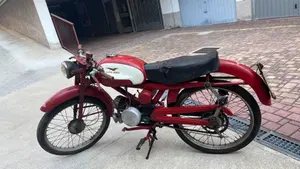 Moto Guzzi   (11)