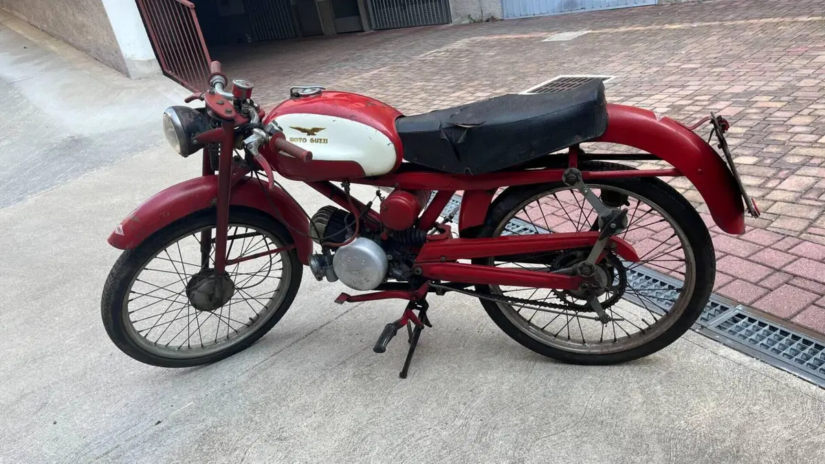 Moto Guzzi   (3)