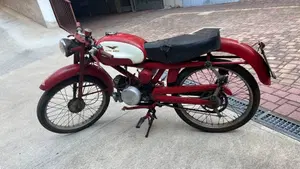 Moto Guzzi   (3)