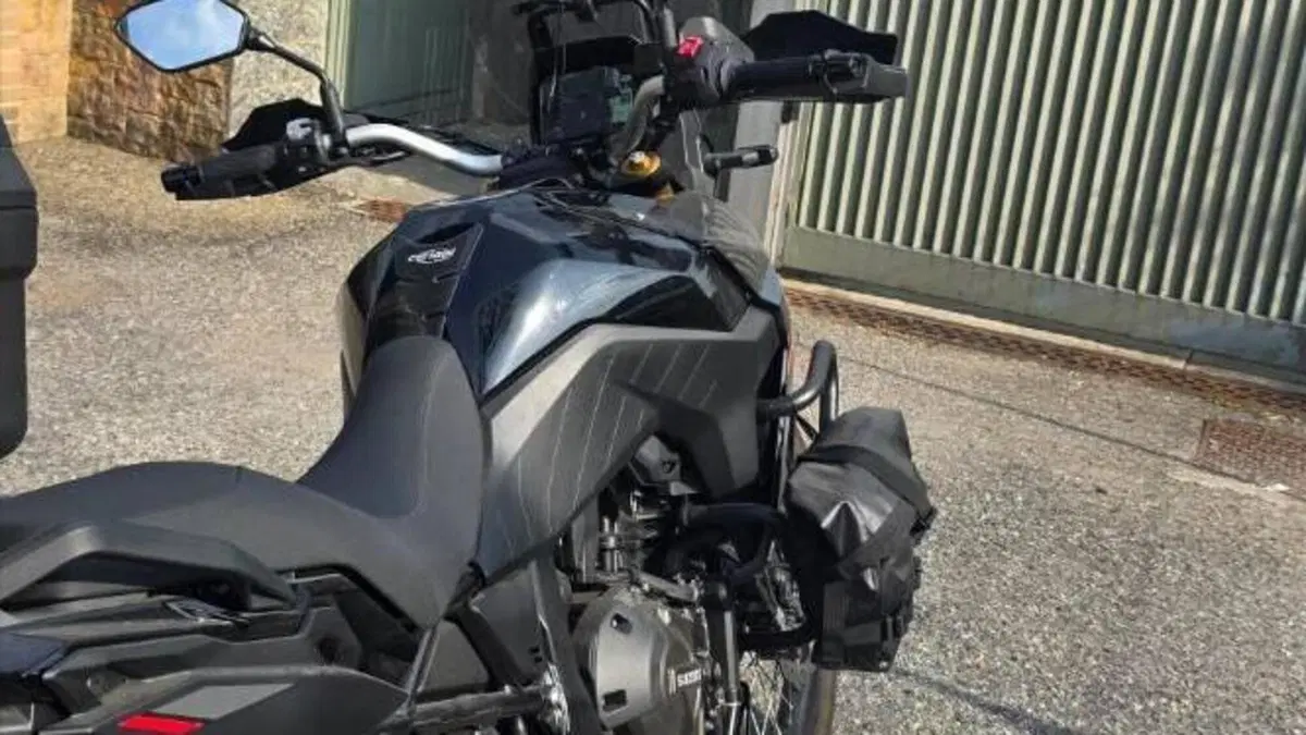 Suzuki V-Strom 800DE (2025 - 26) 