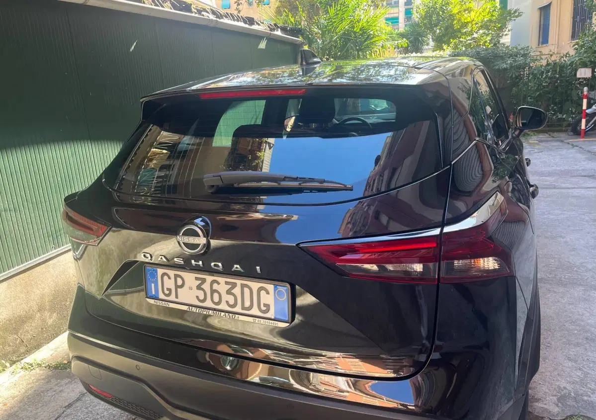 Nissan Qashqai 1.3 mhev Acenta 2wd 140cv (9)
