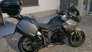 Triumph Tiger 1050 ABS (2006 - 12)  (2)