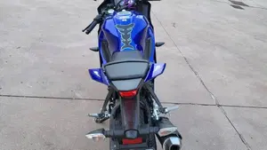 Yamaha YZF R125 (2023 - 26)  (2)