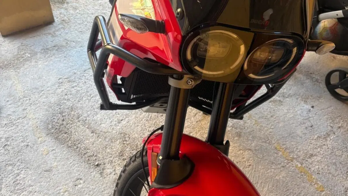 Ducati DesertX Discovery (2025) 