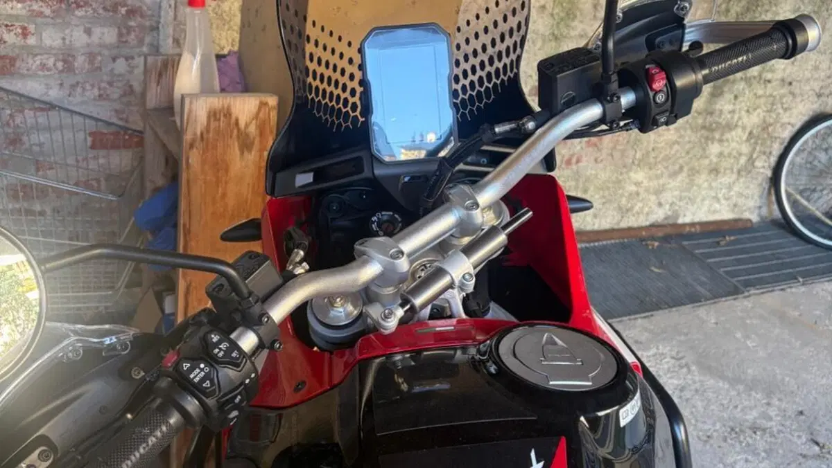 Ducati DesertX Discovery (2025)  (3)