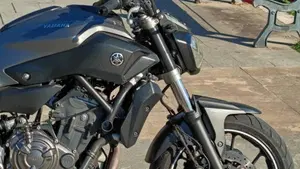 Yamaha MT-07 (2014 - 16)  (3)