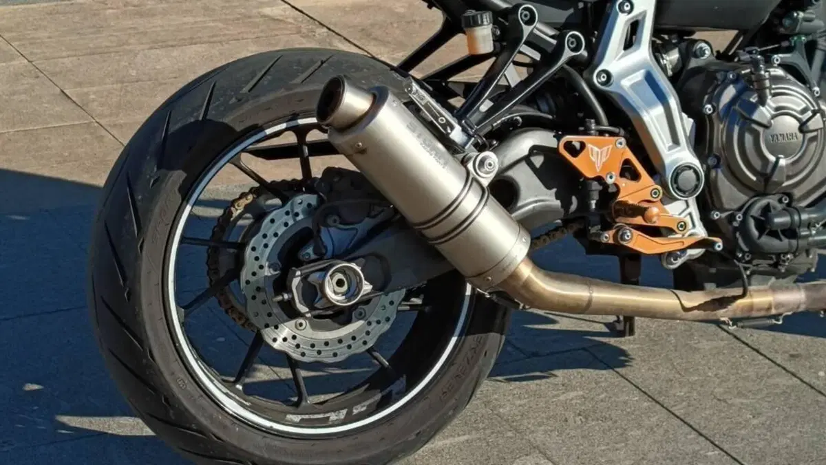 Yamaha MT-07 (2014 - 16)  (6)