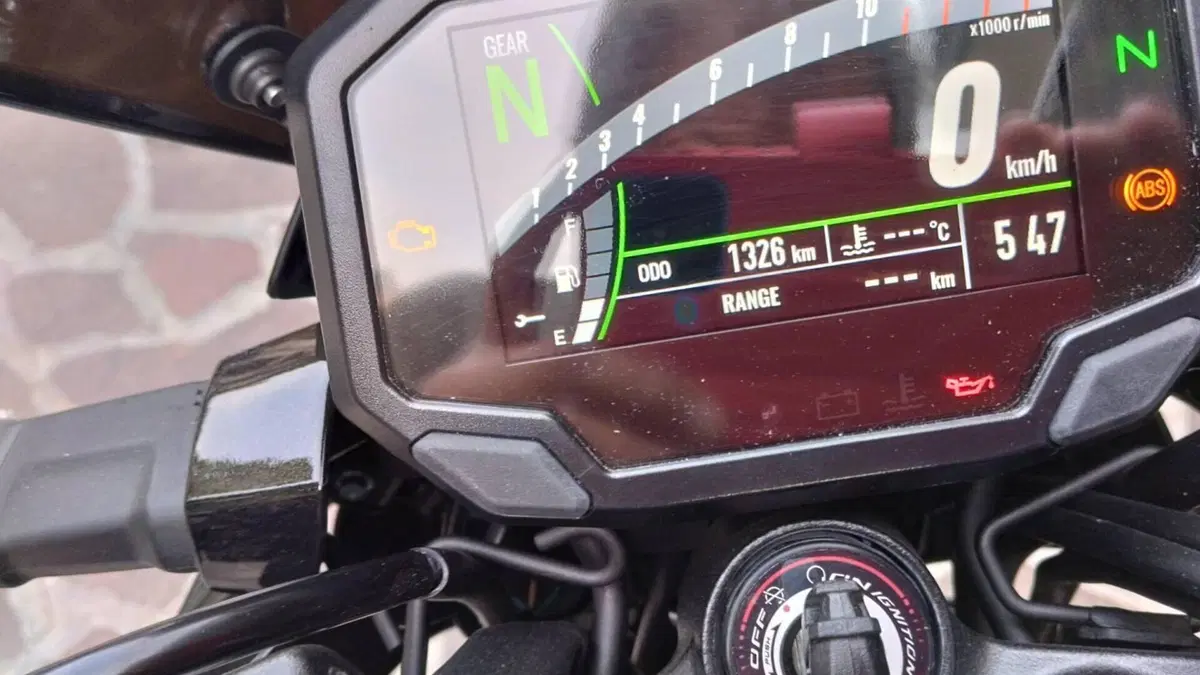 Kawasaki Z 500 SE (2024 - 26) 