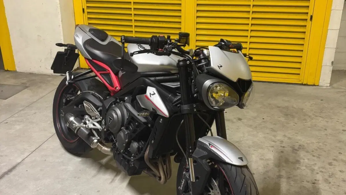 Triumph Street Triple R (2017 - 20) 