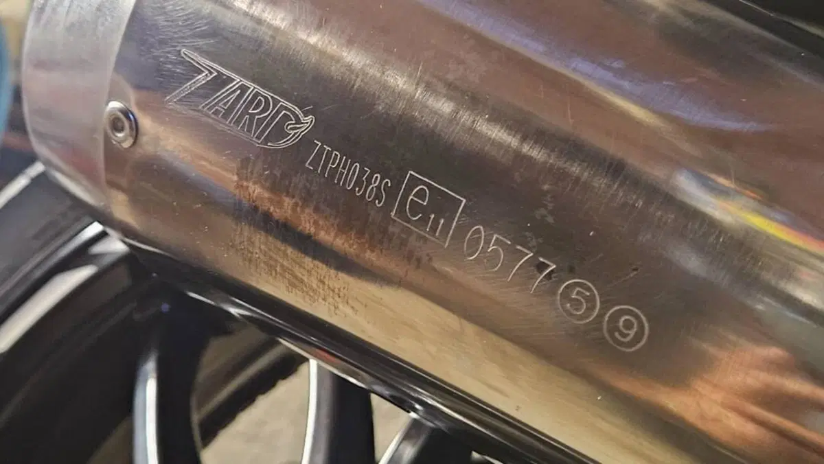 Triumph Speed Triple 1050 (2005 - 11)  (10)