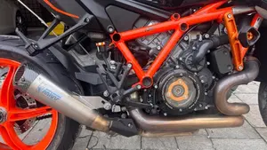 KTM 1290 Super Duke R (2021 - 23)  (5)