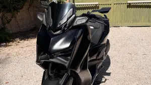 Yamaha X-Max 300 Tech Max (2021 - 24)  (4)