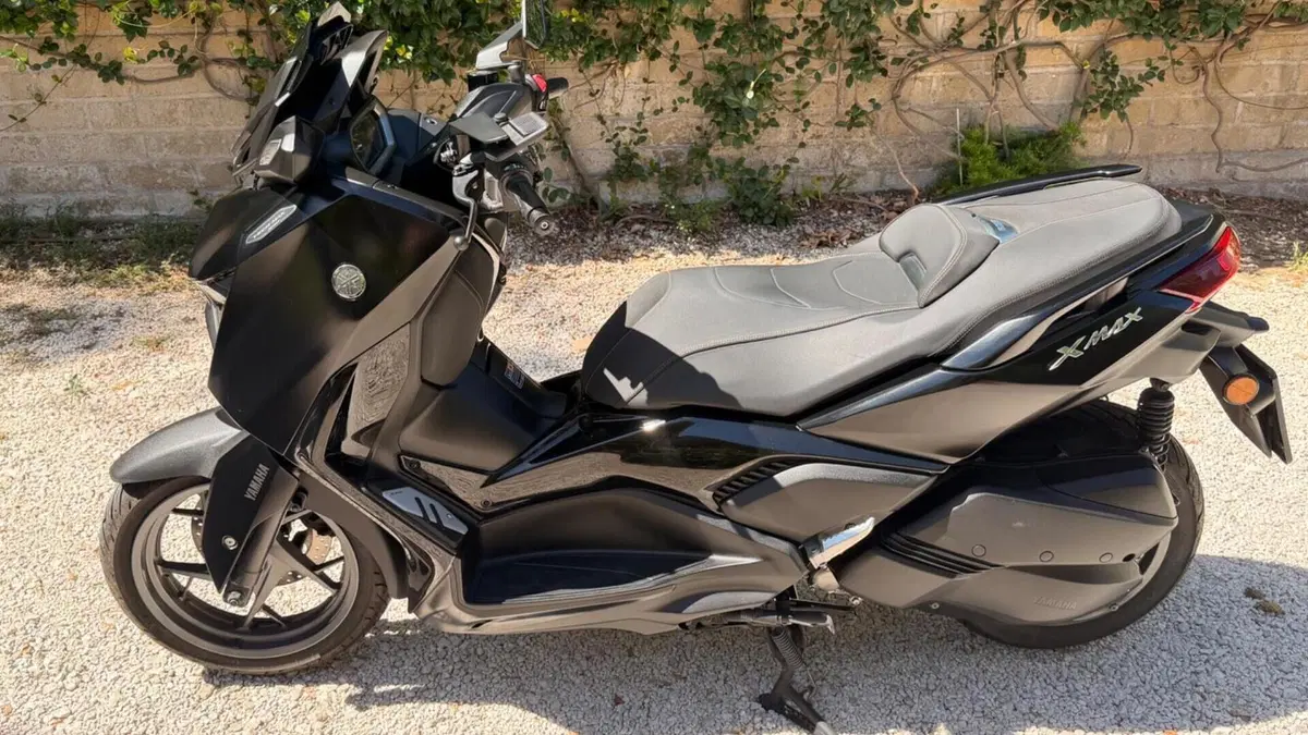 Yamaha X-Max 300 Tech Max (2021 - 24)  (7)