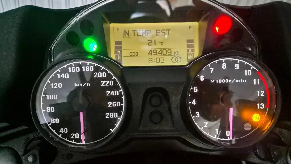 Kawasaki GTR 1400 ABS (2010 - 14)  (4)