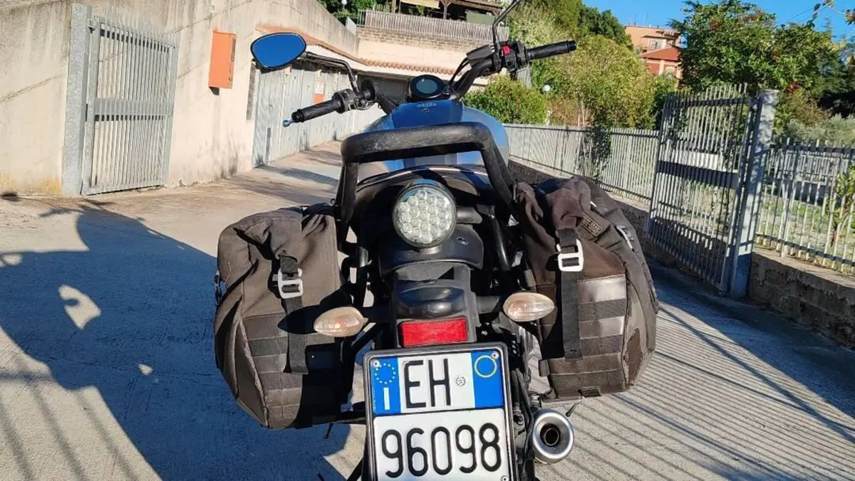 Yamaha XSR 700 ABS (2016 - 20)  (3)