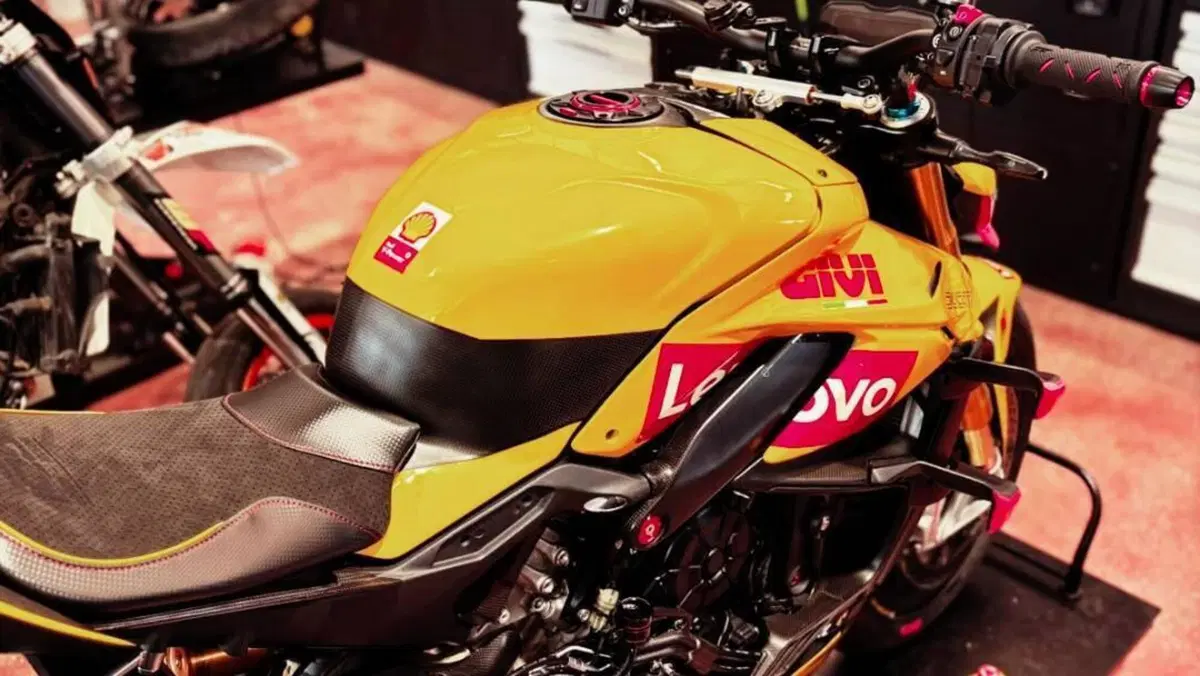 Ducati Streetfighter V4 S (2023 - 24)  (11)